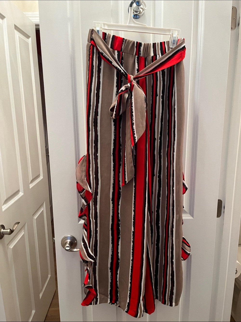 Wide Leg Striped Tie-Waist Pants in Red, Taupe & Black size M
